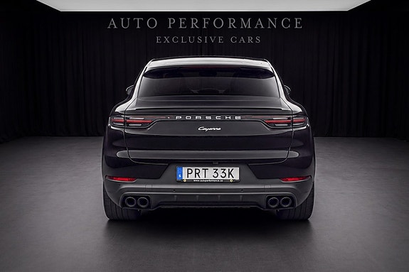Porsche Cayenne 5 of 10