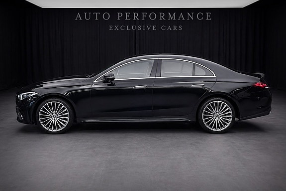 Mercedes-Benz CLS450 2 of 12