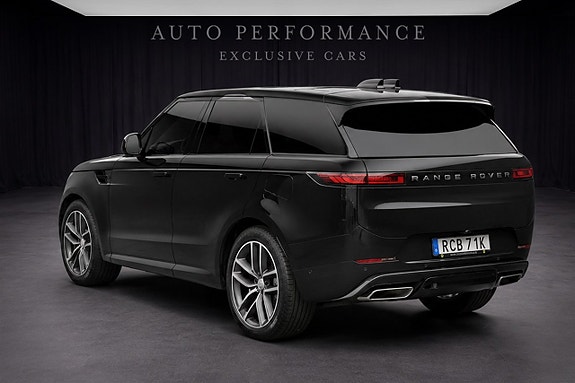 Land Rover Range Rover Sport 3 of 11