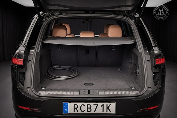 Land Rover Range Rover Sport 11 of 11