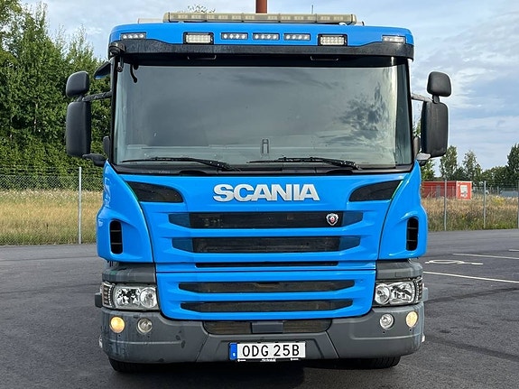 Scania P370 LB6x2x4HNB Liftdumper