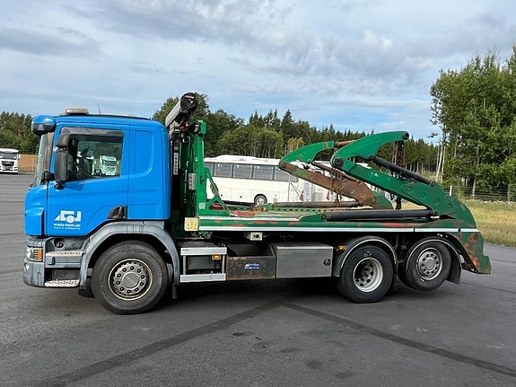 Scania P370 LB6x2x4HNB Liftdumper 2 of 24