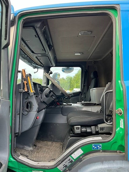 Scania P370 LB6x2x4HNB Liftdumper 13 of 24