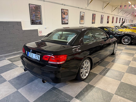 BMW 335i 15 of 30