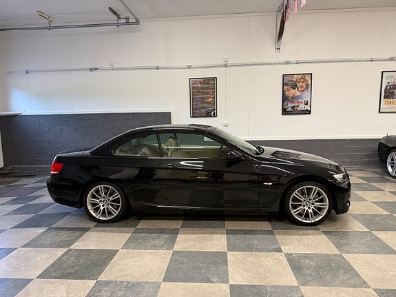 BMW 335i 4 of 30