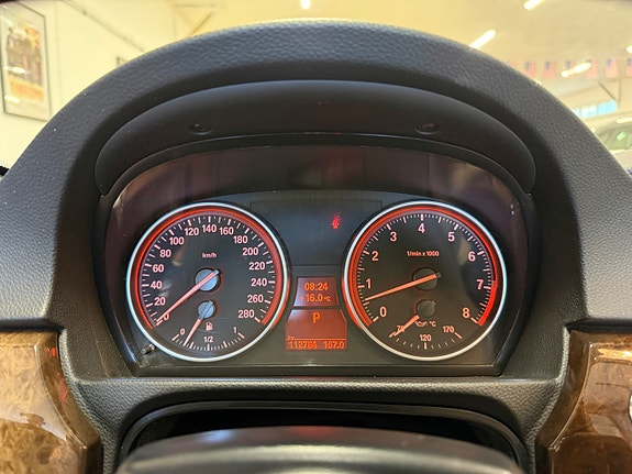 BMW 335i 28 of 30