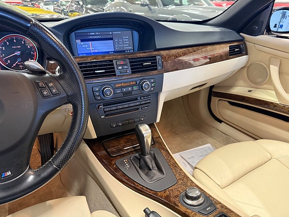 BMW 335i 29 of 30