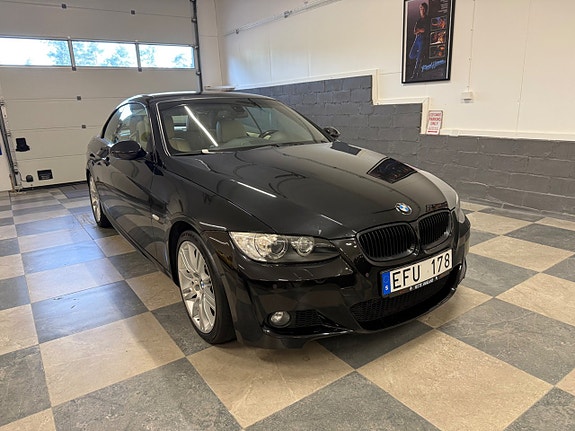 BMW 335i 7 of 30