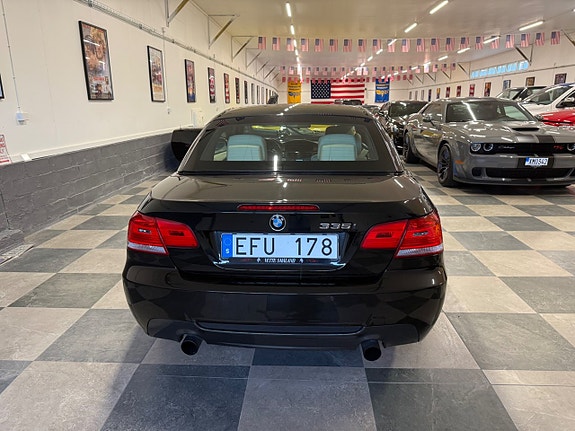 BMW 335i 14 of 30