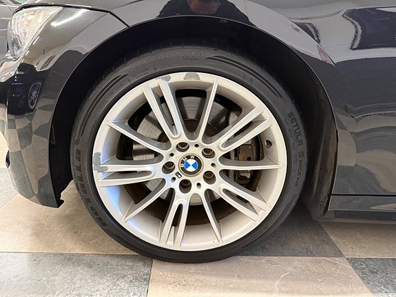 BMW 335i 20 of 30