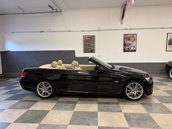 BMW 335i 2 of 30