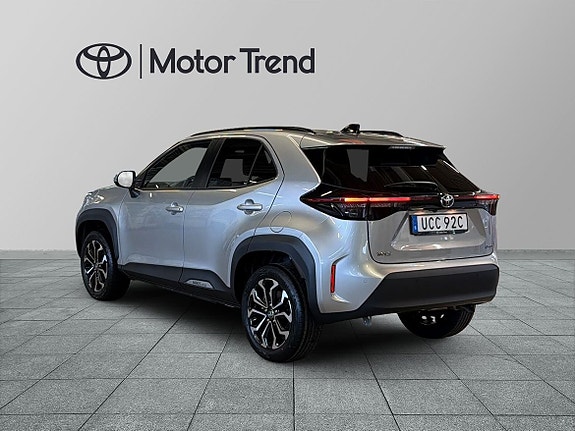 Toyota Yaris Cross 2 of 22