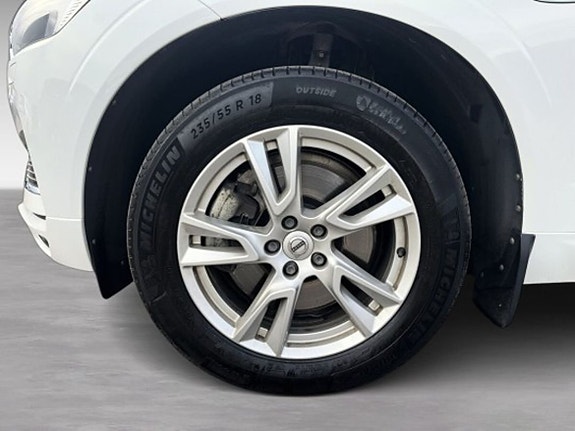 Volvo XC60 8 of 20