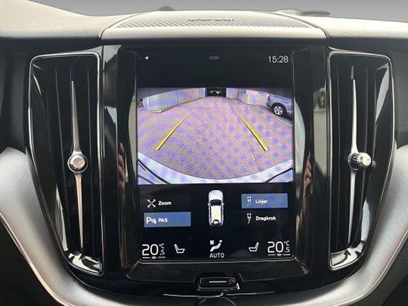 Volvo XC60 17 of 20
