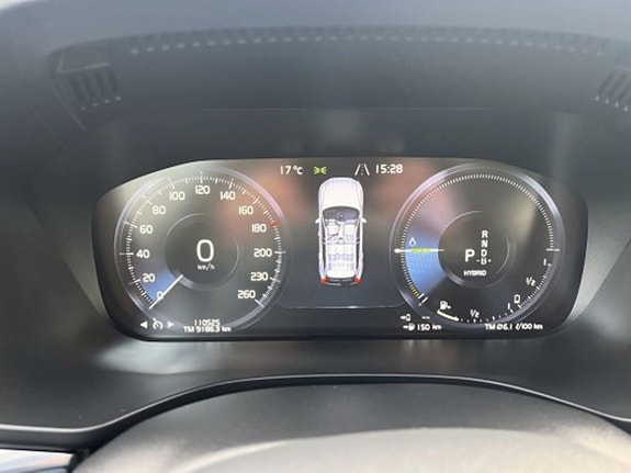 Volvo XC60 15 of 20