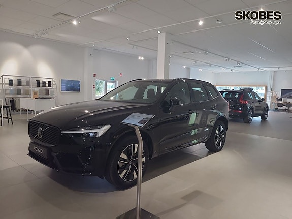 Volvo XC60 3 of 18