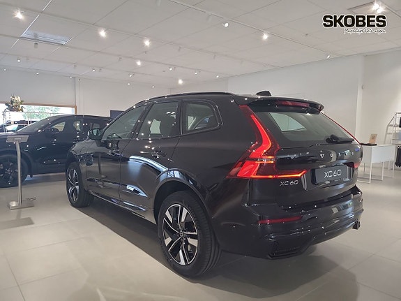 Volvo XC60 4 of 18