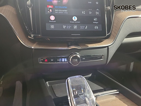 Volvo XC60 11 of 18