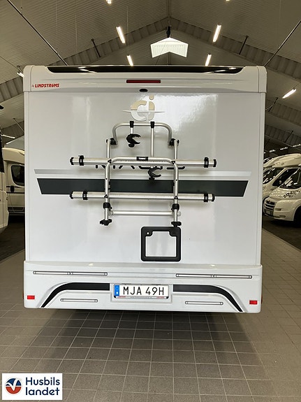 CI MAGIS 82 XT / Alde / Toa bak 3 of 15