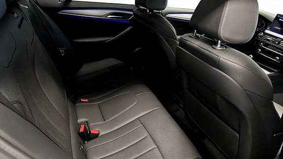 BMW 520 5 of 9