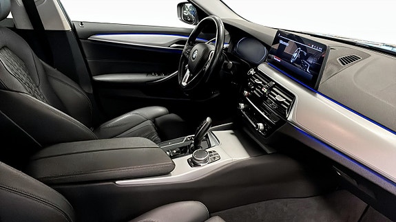 BMW 520 3 of 9