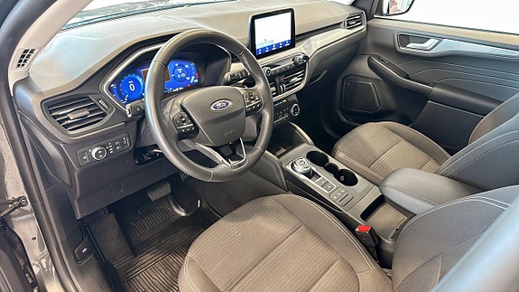 Ford Kuga 11 of 18