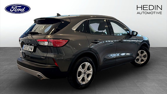 Ford Kuga 2 of 18