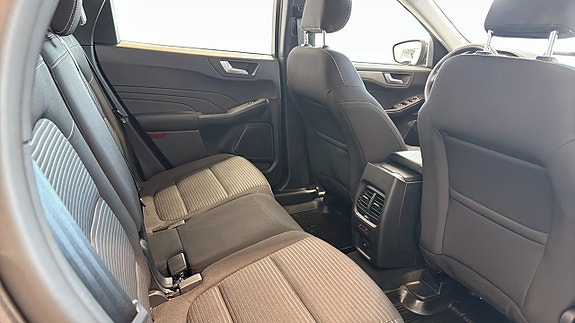 Ford Kuga 5 of 18