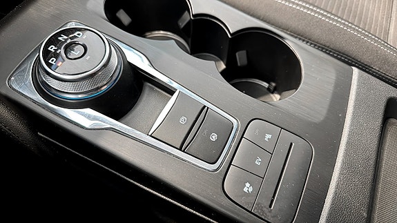 Ford Kuga 14 of 18