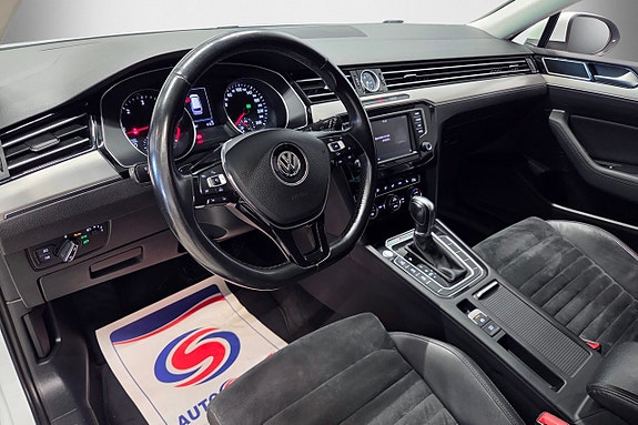 Volkswagen Passat 8 of 22