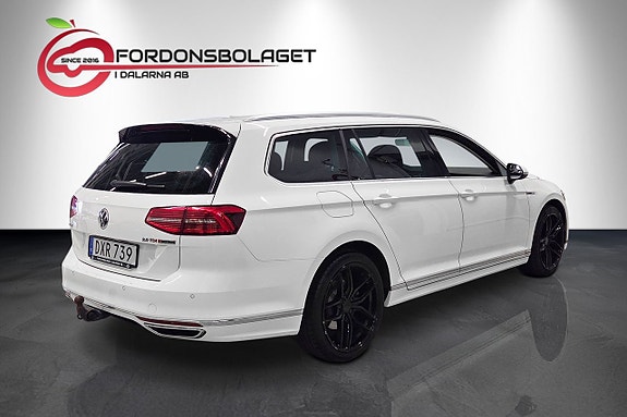 Volkswagen Passat 4 of 22