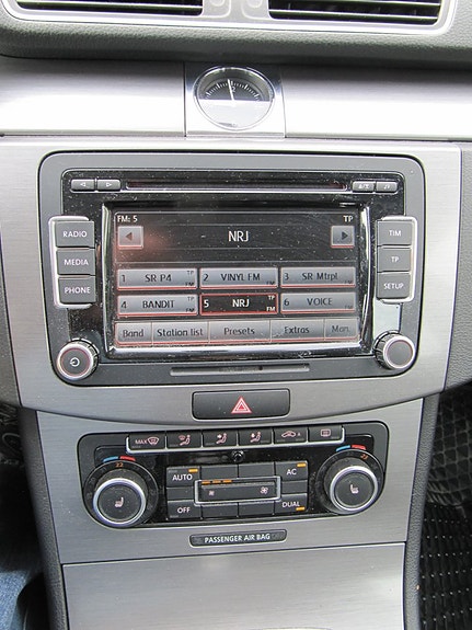 Volkswagen Passat 8 of 9