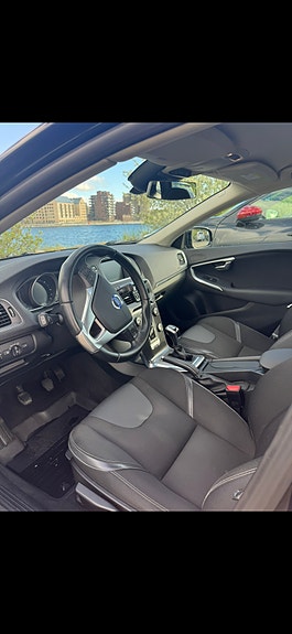 Volvo V40 5 of 11