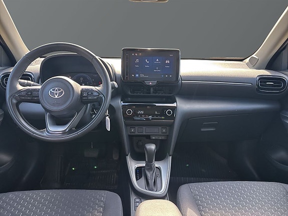 Toyota Yaris Cross 10 of 15