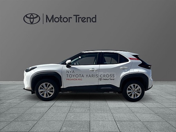 Toyota Yaris Cross 4 of 15