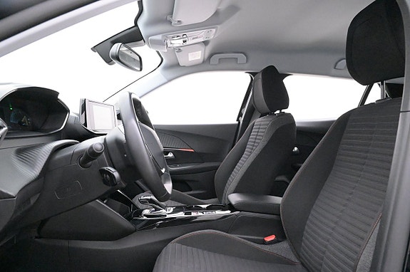 Peugeot e-2008 11 of 27