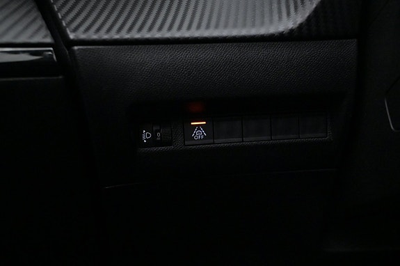 Peugeot e-2008 23 of 27