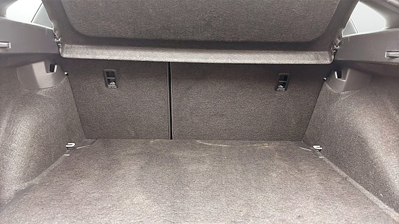 Volkswagen Taigo 12 of 12