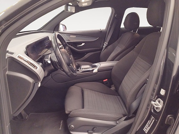 Mercedes-Benz EQC400 9 of 19