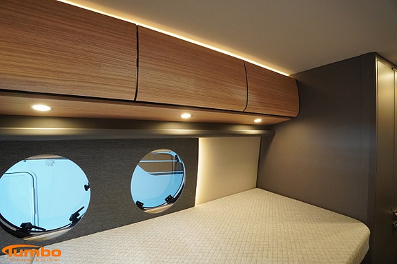 Malibu Van 640 LE RB first class ? two rooms GT skyview - Dieselpanna - 400 10 of 18