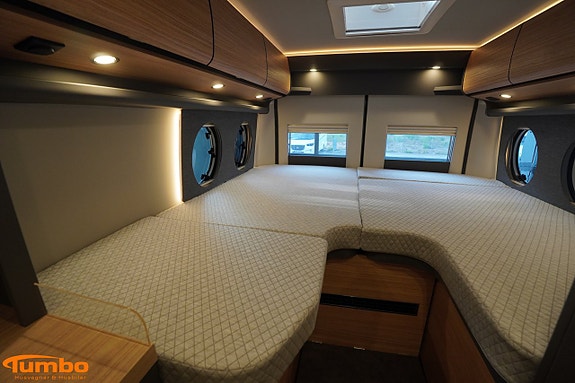Malibu Van 640 LE RB first class ? two rooms GT skyview - Dieselpanna - 400 7 of 18