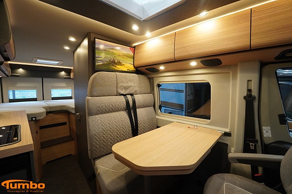 Malibu Van 640 LE RB first class ? two rooms GT skyview - Dieselpanna - 400 4 of 18