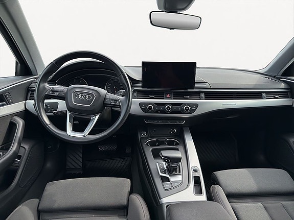 Audi A4 allroad 10 of 24