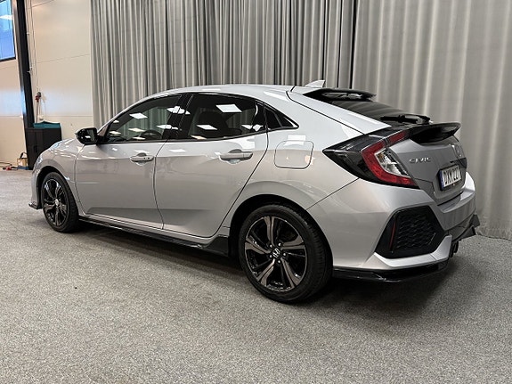 Honda Civic 3 of 17