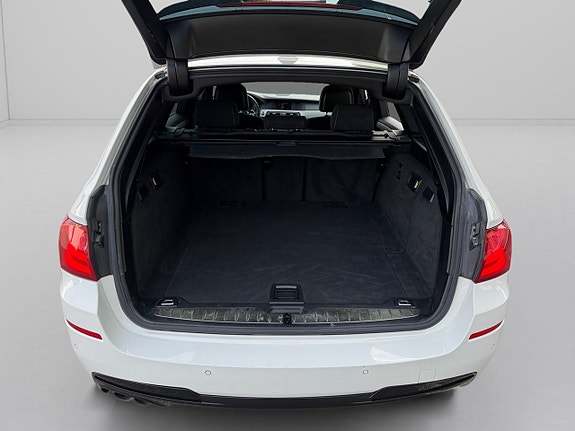 BMW 520d 8 of 15