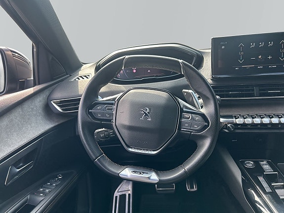 Peugeot 3008 13 of 15