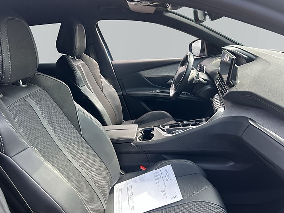 Peugeot 3008 9 of 15