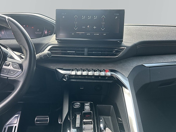 Peugeot 3008 12 of 15