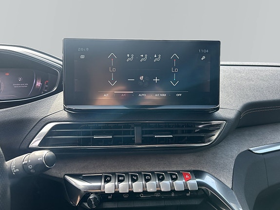 Peugeot 3008 11 of 15