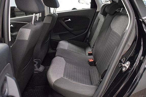 Volkswagen Polo 19 of 23